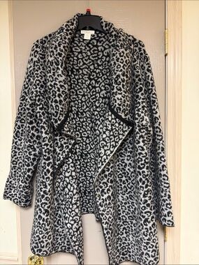 Christian Siriano Cozy Leopard Print Open Cardigan - Black & White